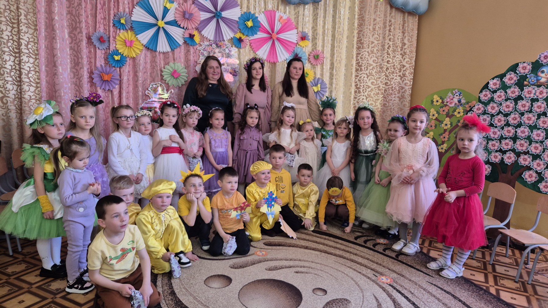 Чарівна брама весни